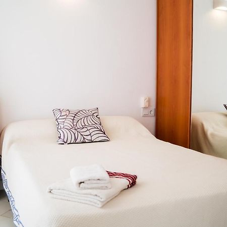 Apartamento Novelty Lägenhet Salou Exteriör bild