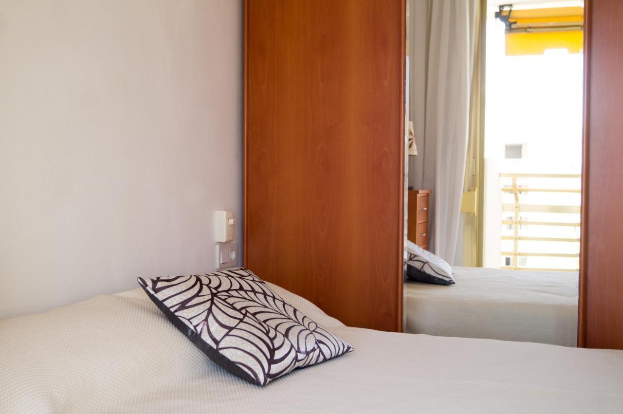 Apartamento Novelty Lägenhet Salou Exteriör bild