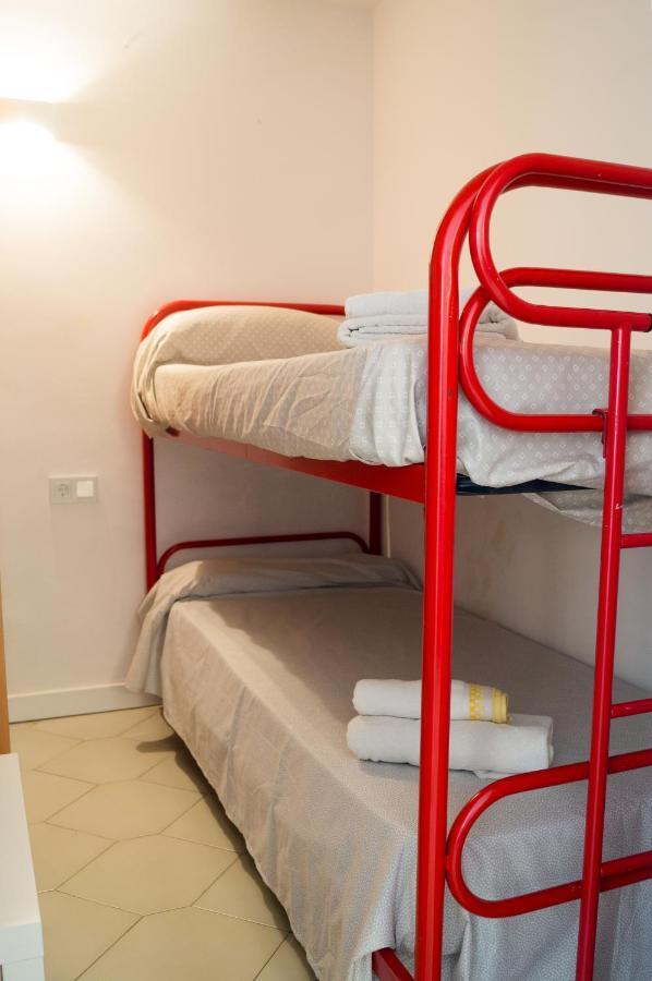 Apartamento Novelty Lägenhet Salou Exteriör bild