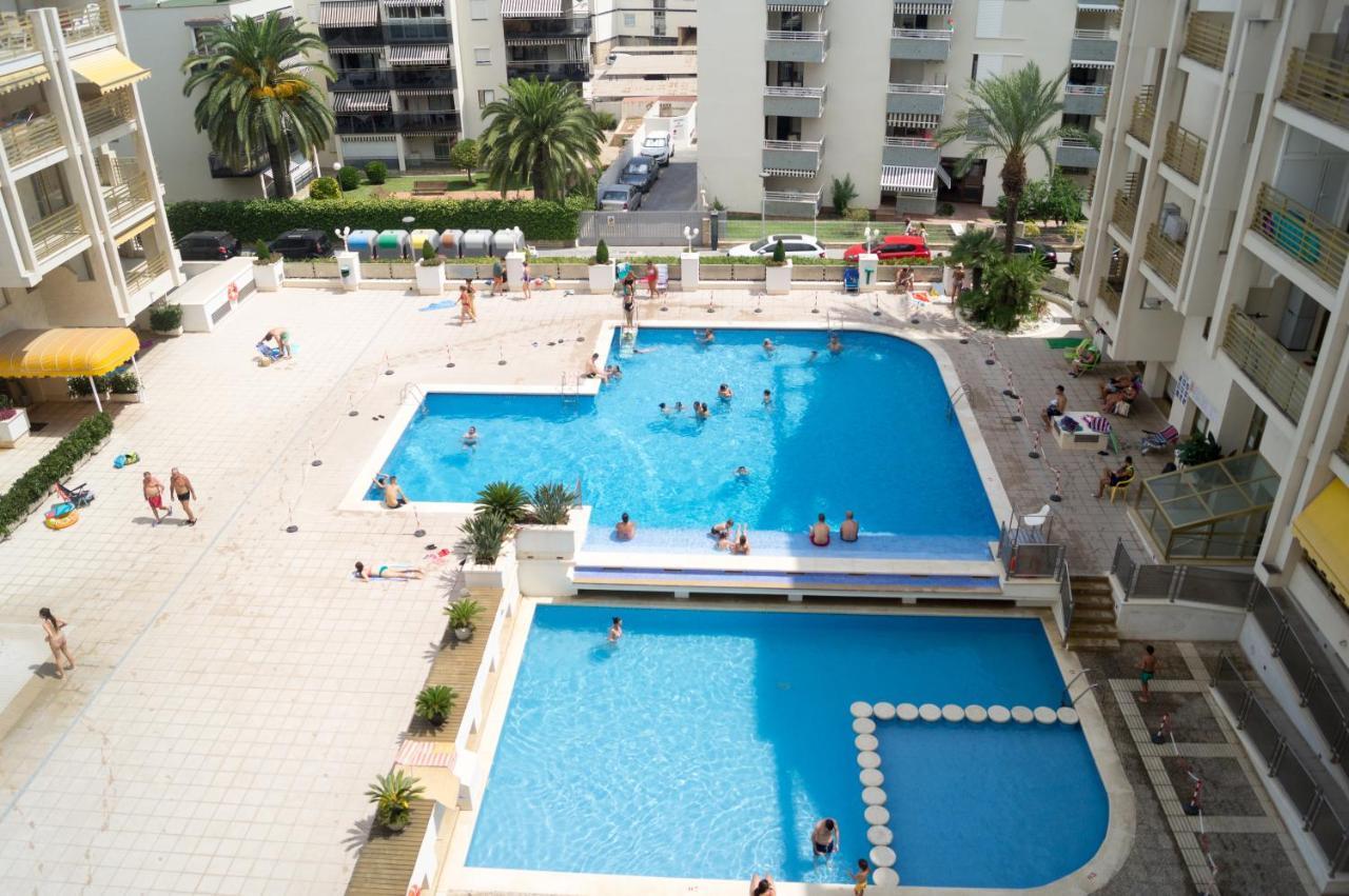 Apartamento Novelty Lägenhet Salou Exteriör bild
