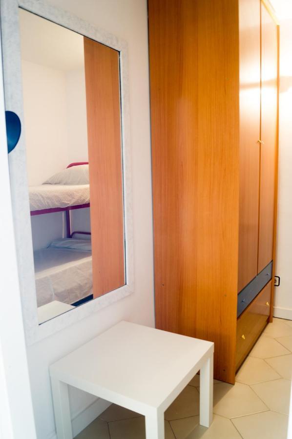 Apartamento Novelty Lägenhet Salou Exteriör bild